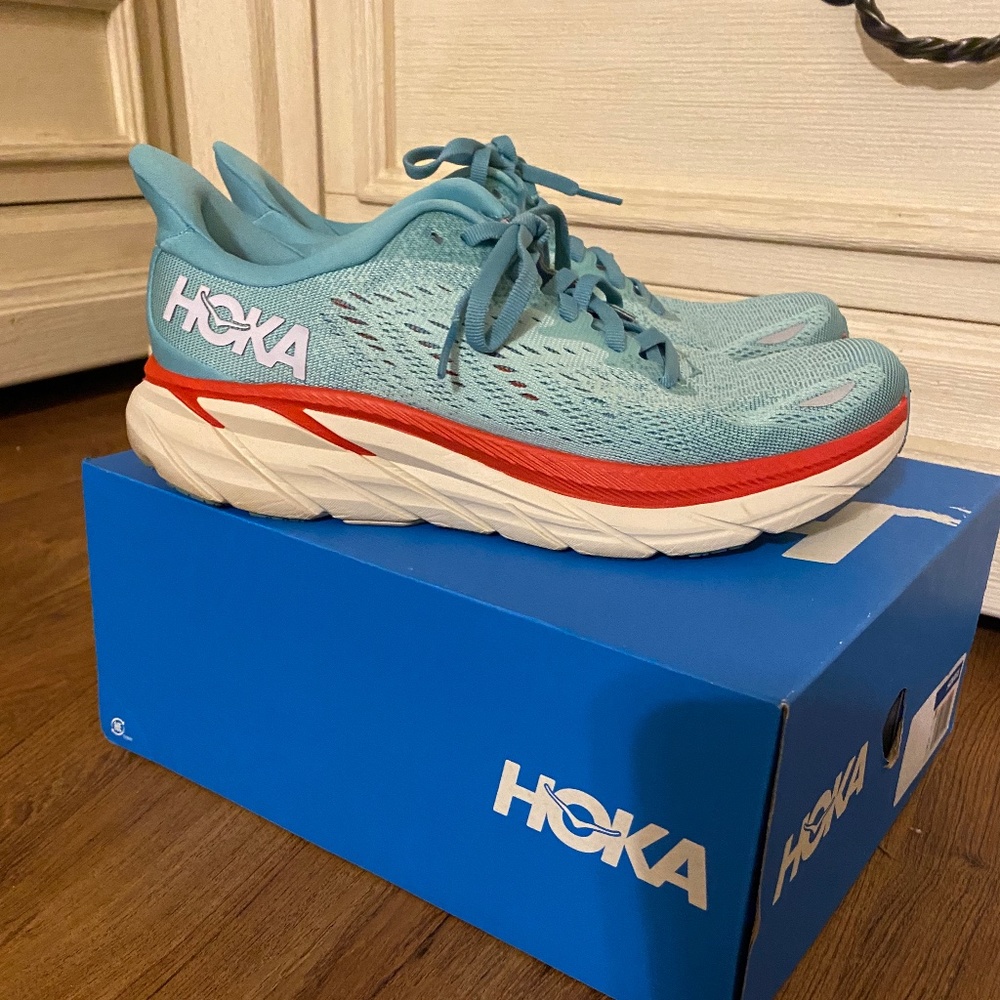 Women’s Hoka Clifton 8